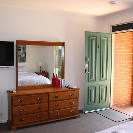 Box Hill Studio Apartment 2 Екстер'єр фото